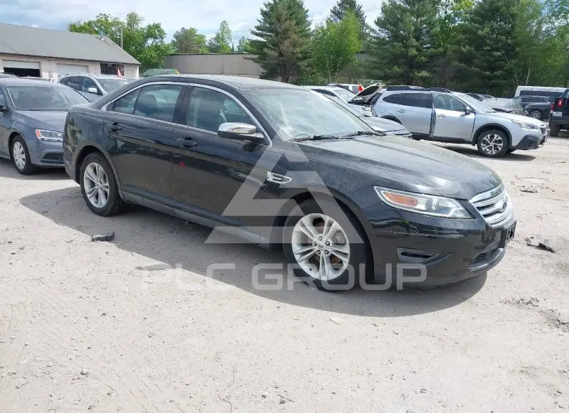 2010 Ford TAURUS фото