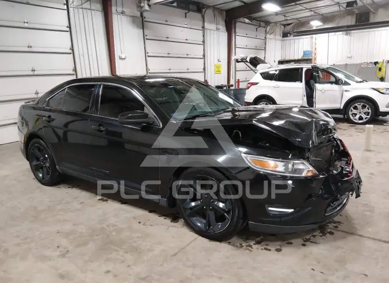 2010 Ford TAURUS фото