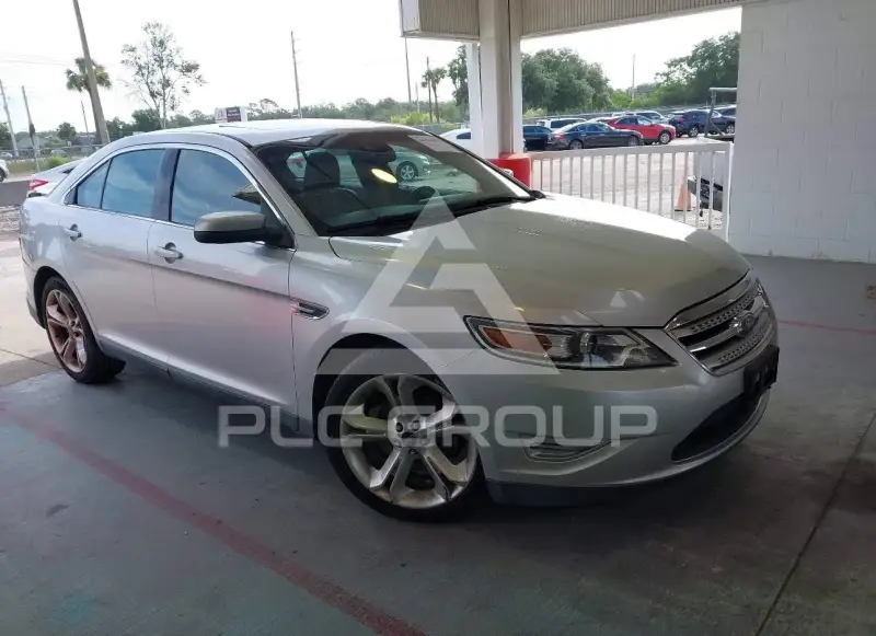 2010 Ford TAURUS photo