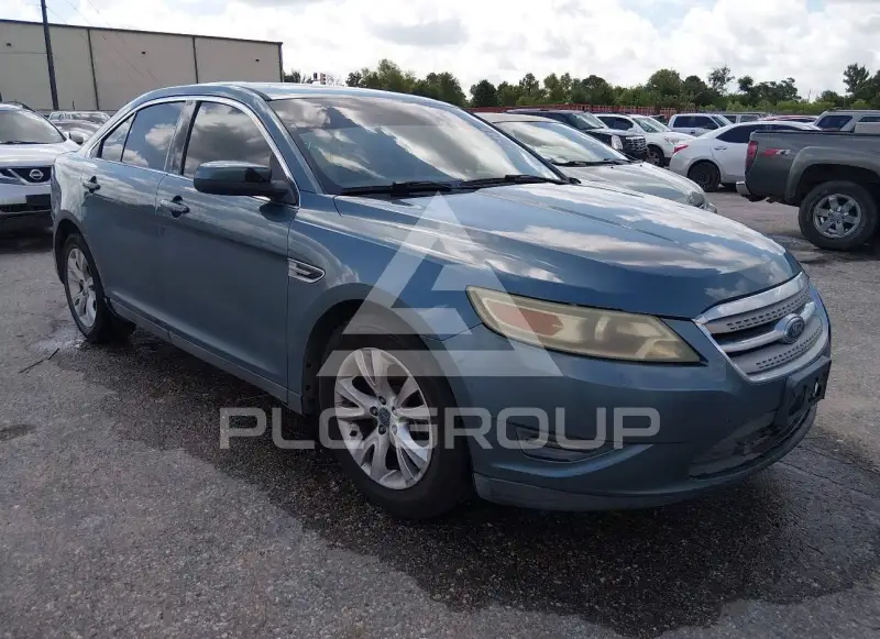 2010 Ford TAURUS photo