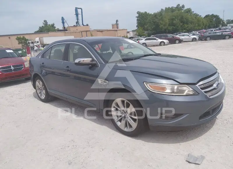 2010 Ford TAURUS фото