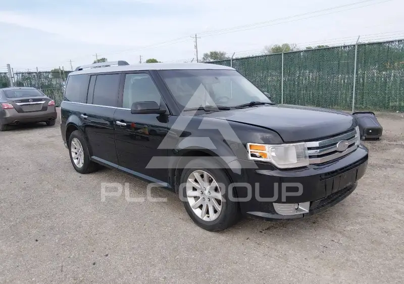 2010 Ford FLEX photo