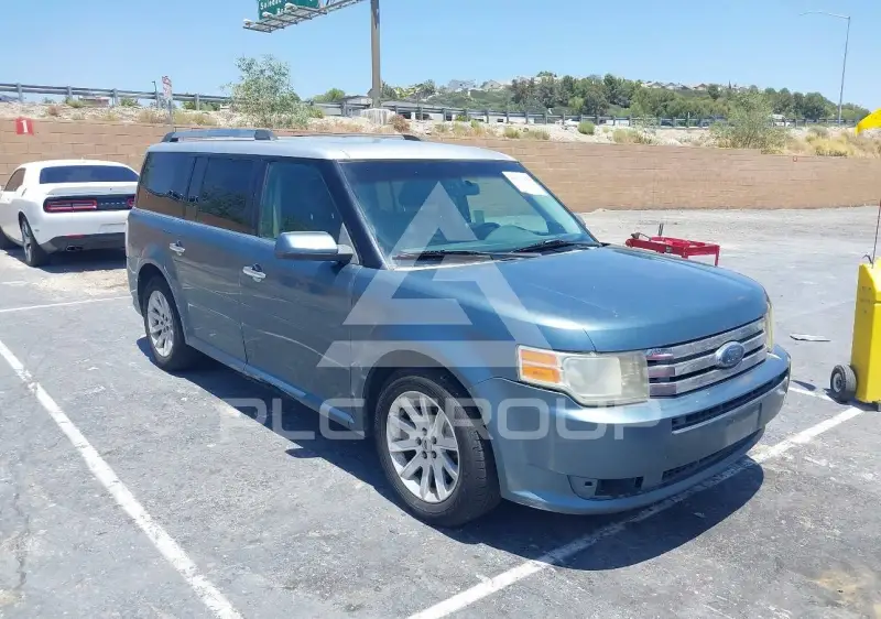 2010 Ford FLEX photo