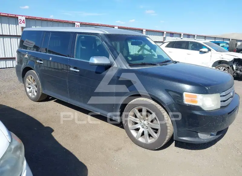2010 Ford FLEX photo