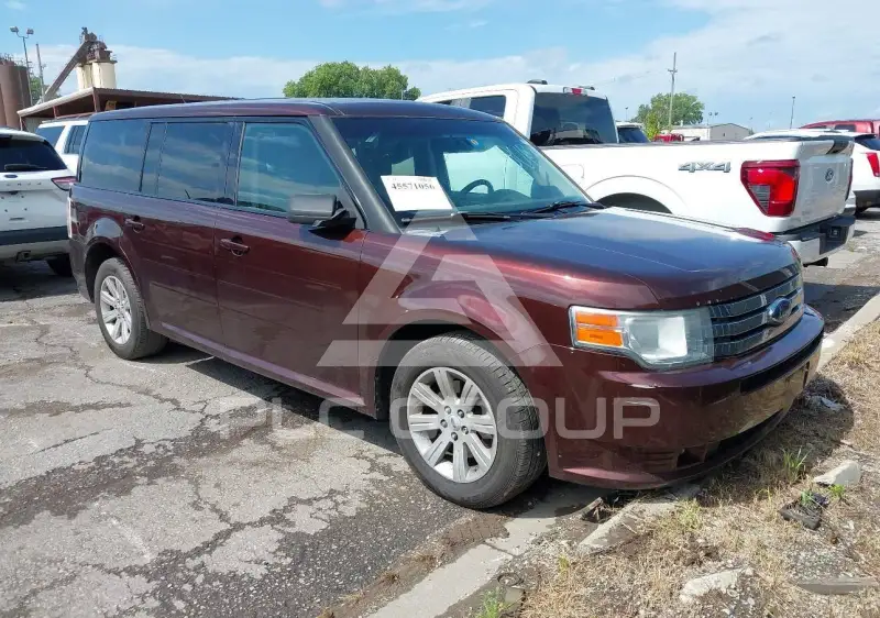 2010 Ford FLEX photo