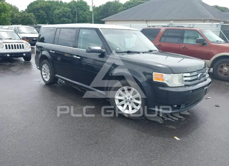 2010 Ford FLEX photo