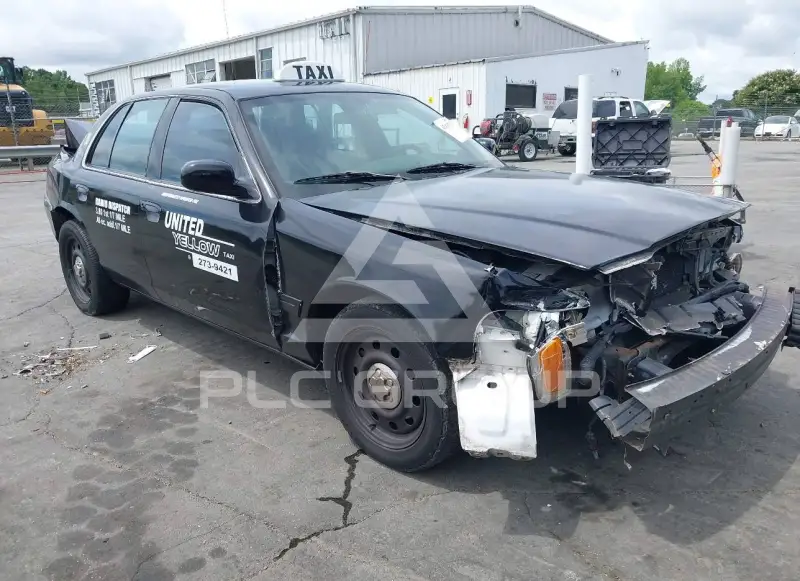 2010 Ford CROWN фото