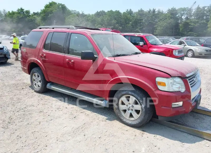 2010 Ford EXPLORER фото