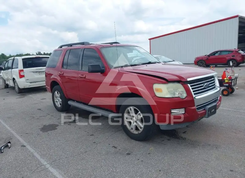 2010 Ford EXPLORER фото