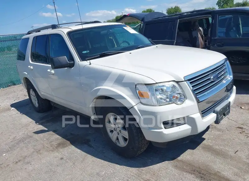 2010 Ford EXPLORER фото