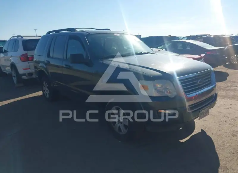 2010 Ford EXPLORER фото