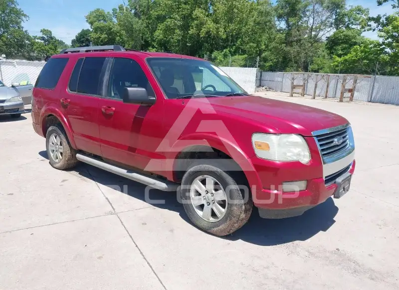 2010 Ford EXPLORER фото