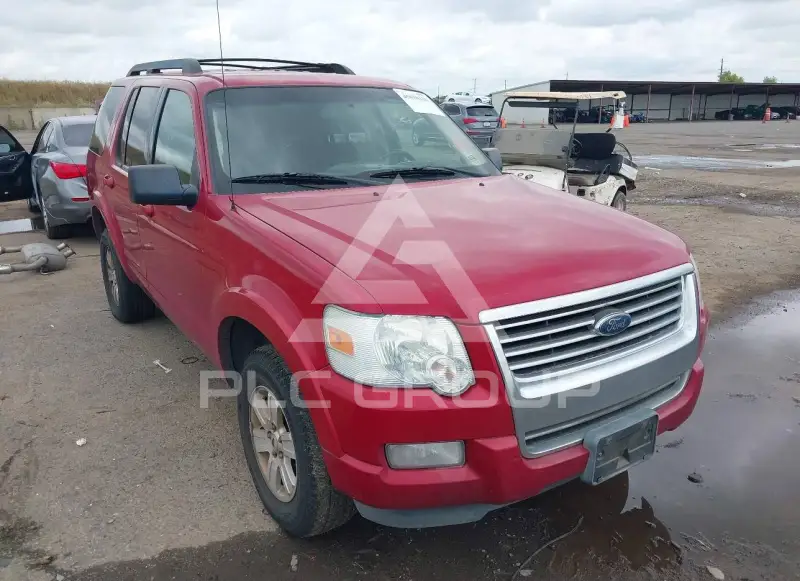 2010 Ford EXPLORER photo