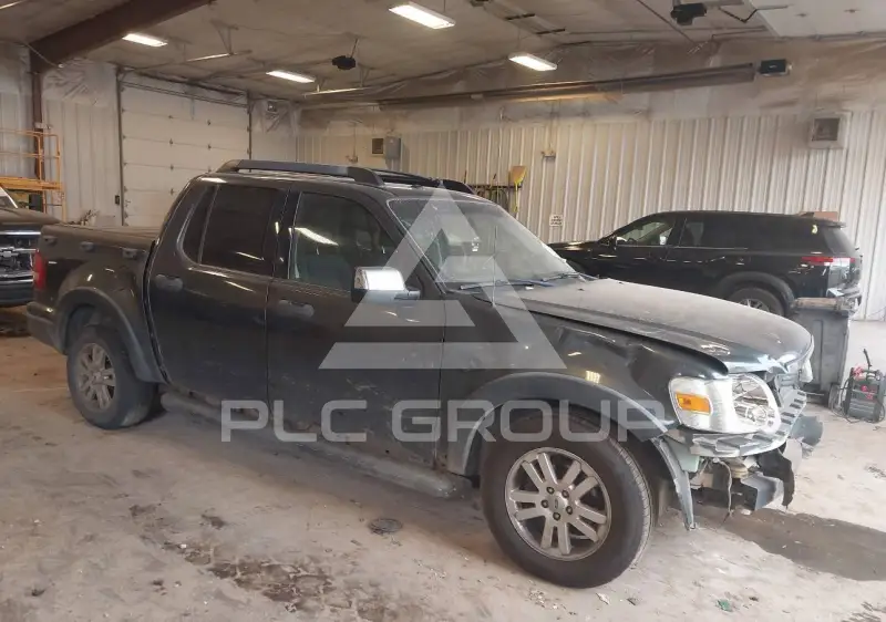 2010 Ford EXPLORER photo