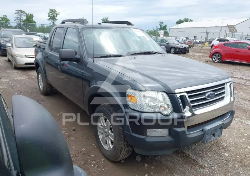 2010 Ford EXPLORER photo