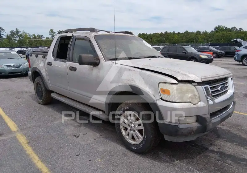 2010 Ford EXPLORER фото