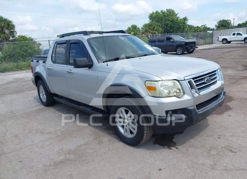 2010 Ford EXPLORER фото
