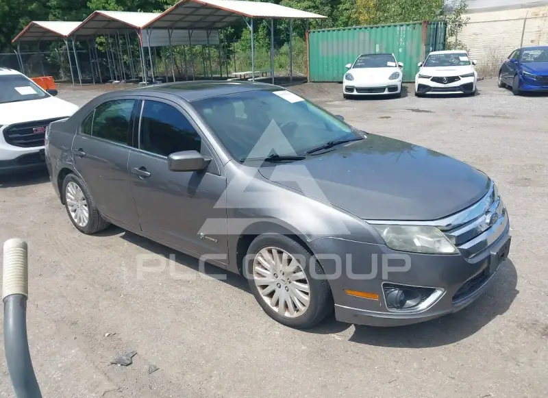 2010 Ford FUSION photo