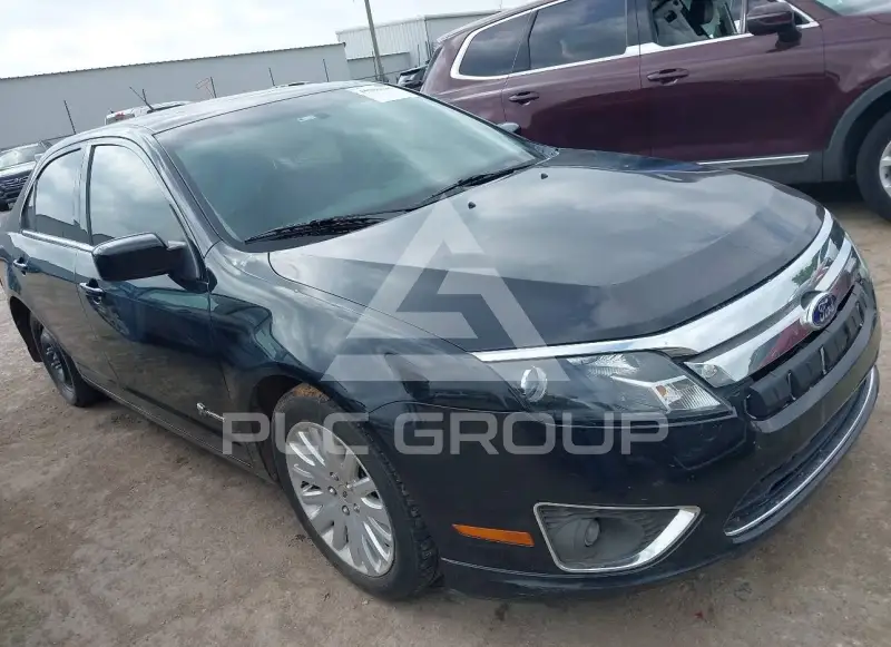 2010 Ford FUSION photo