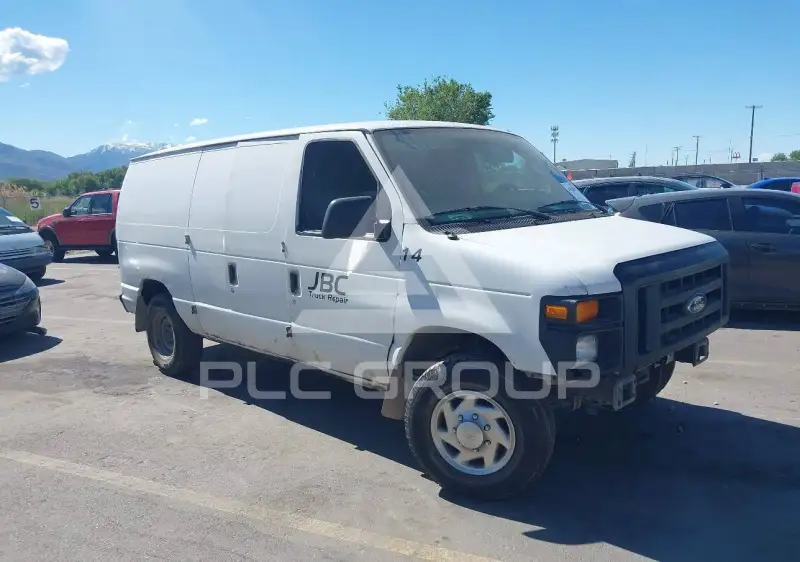 2010 Ford E-250 фото