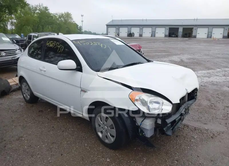 2010 Hyundai Accent фото