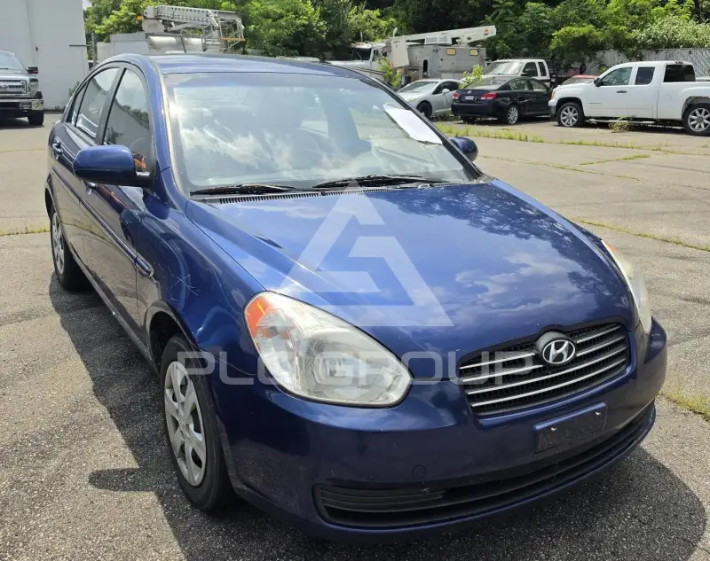 2010 Hyundai Accent фото