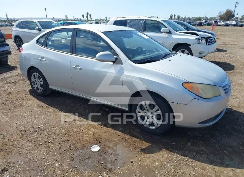 2010 Hyundai Elantra photo