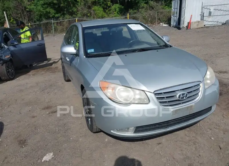 2010 Hyundai Elantra фото