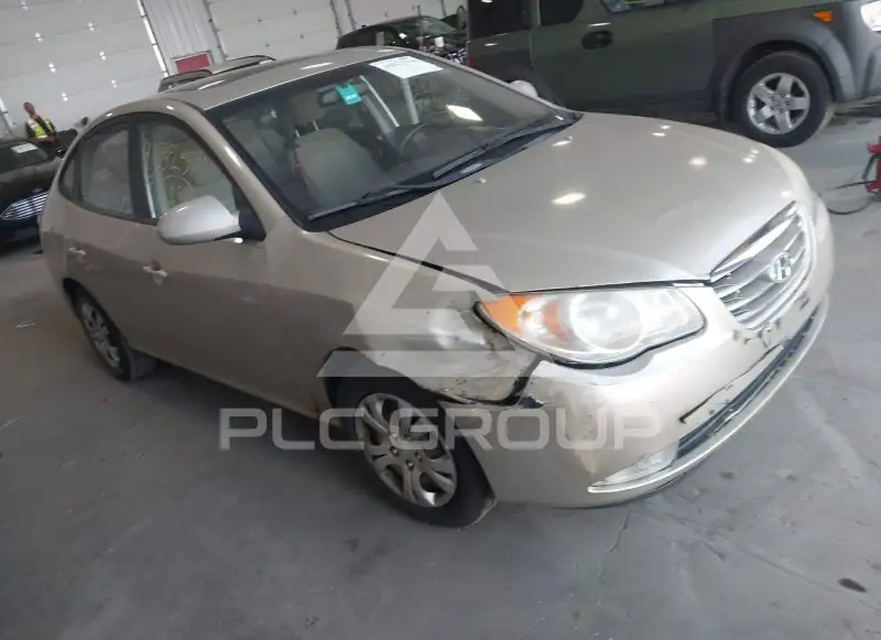 2010 Hyundai Elantra photo