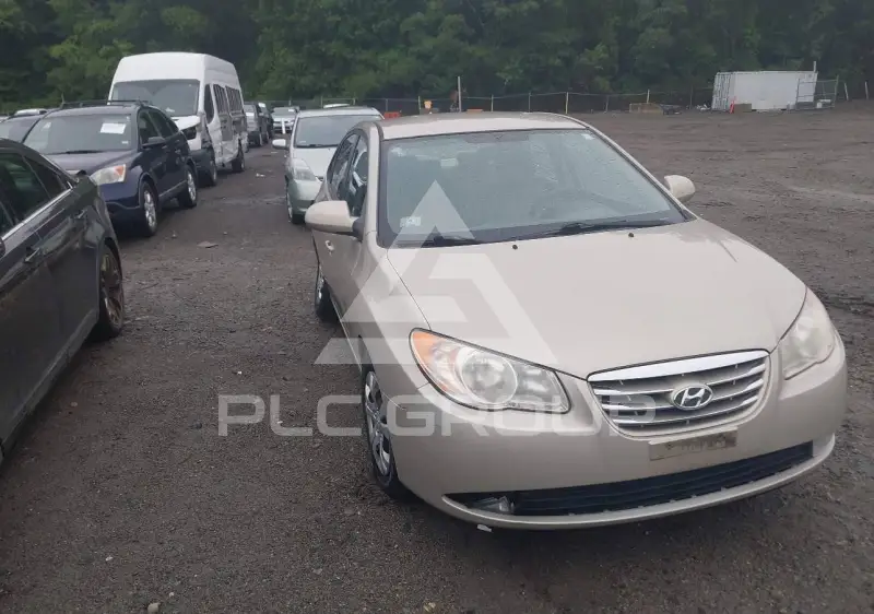 2010 Hyundai Elantra photo