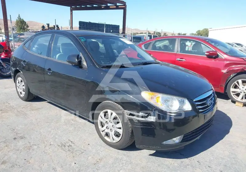 2010 Hyundai Elantra photo