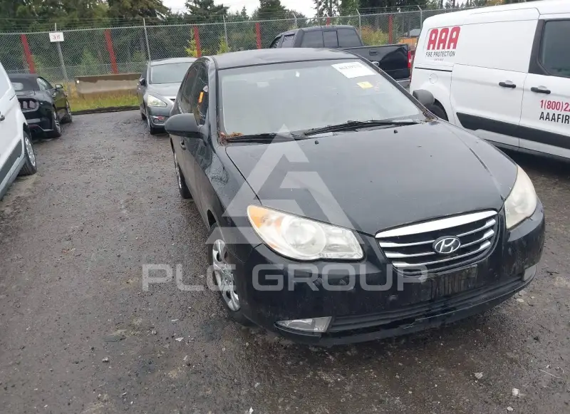 2010 Hyundai Elantra photo