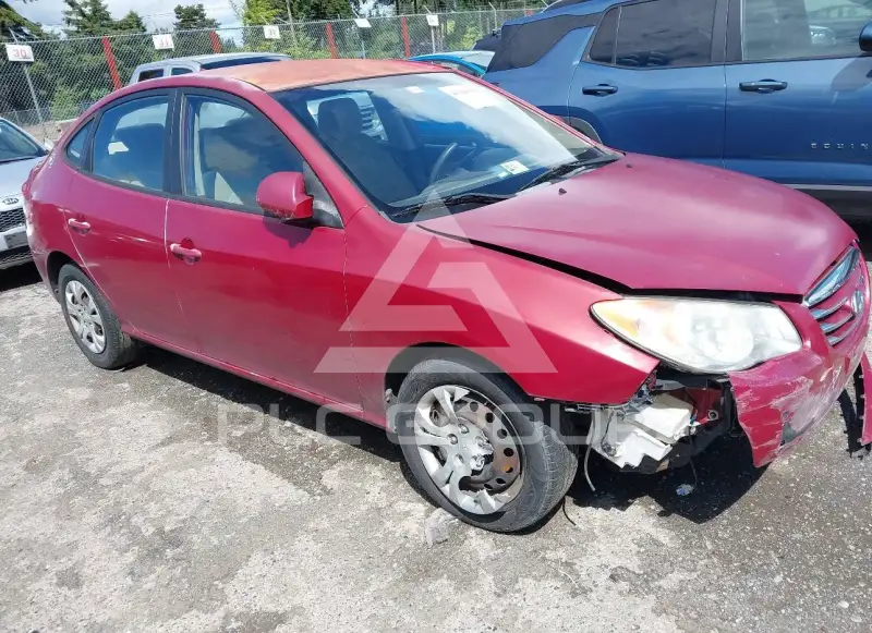 2010 Hyundai Elantra photo