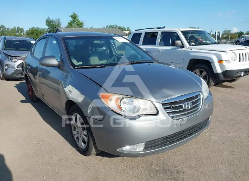 2010 Hyundai Elantra фото