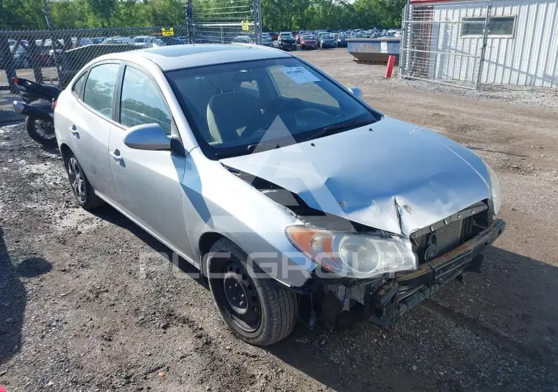 2010 Hyundai Elantra photo