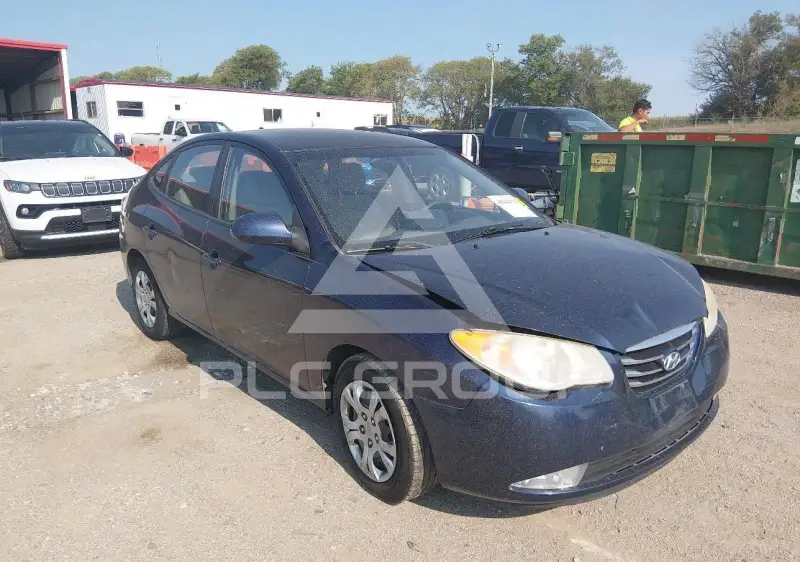 2010 Hyundai Elantra photo