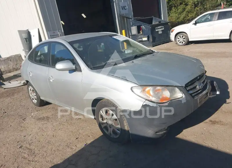 2010 Hyundai Elantra photo