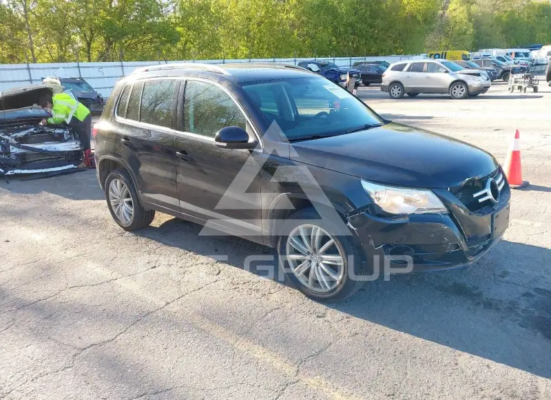 2010 Volkswagen Tiguan фото