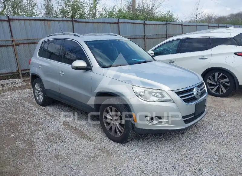 2010 Volkswagen Tiguan фото