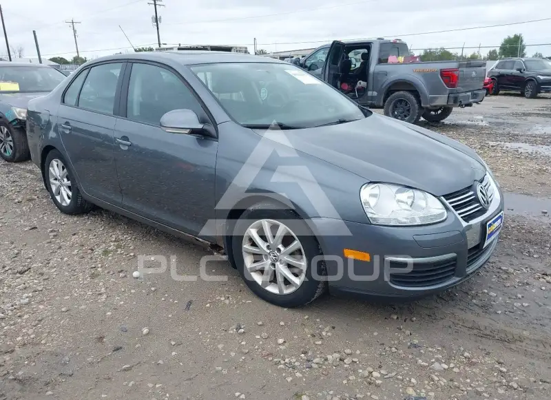 2010 Volkswagen Jetta photo