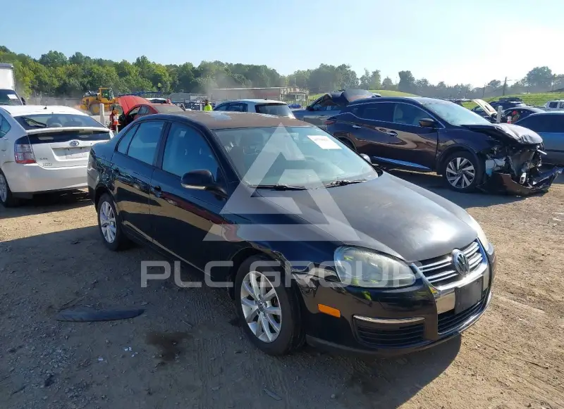 2010 Volkswagen Jetta photo