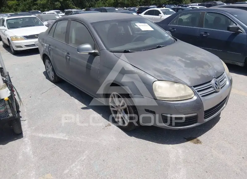 2010 Volkswagen Jetta photo