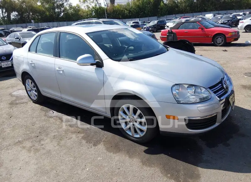 2010 Volkswagen Jetta фото