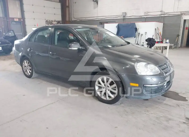 2010 Volkswagen Jetta photo