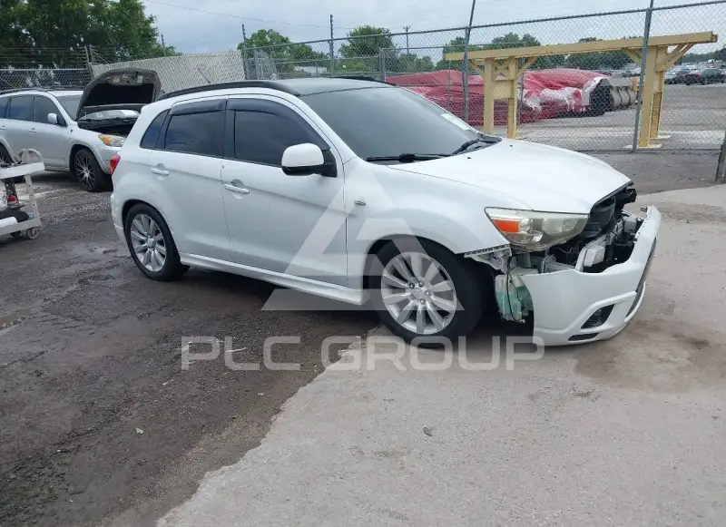2011 Mitsubishi OUTLANDER photo