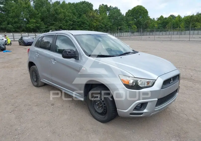 2011 Mitsubishi OUTLANDER фото