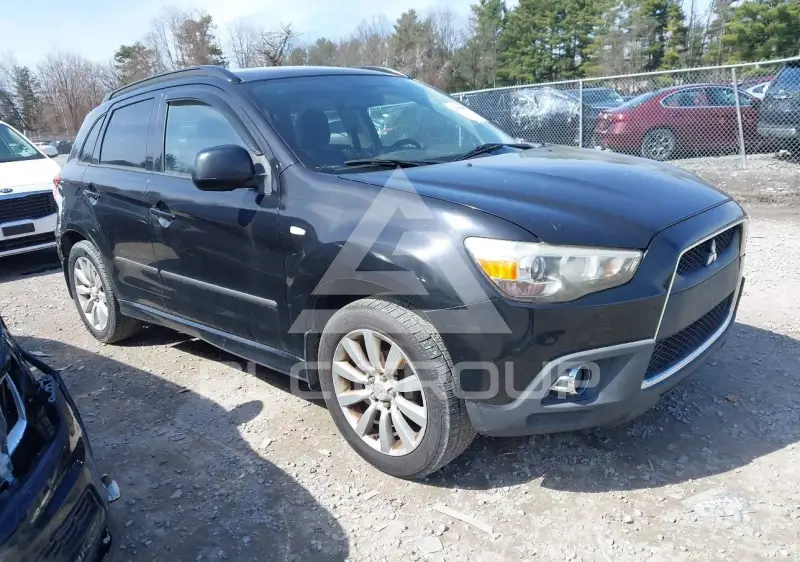 2011 Mitsubishi OUTLANDER photo