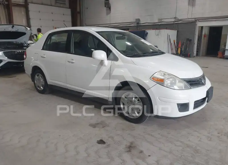 2011 Nissan VERSA фото