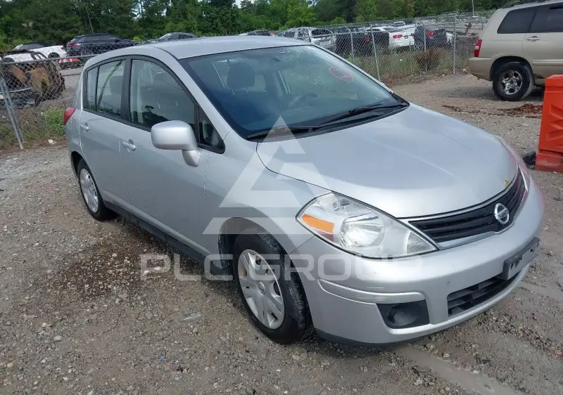2011 Nissan VERSA фото