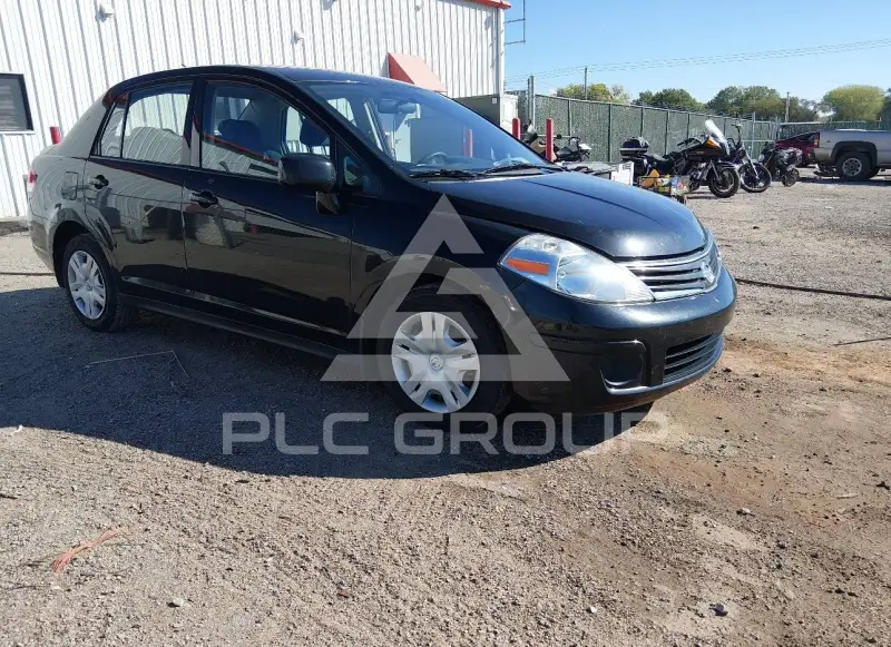 2011 Nissan VERSA photo